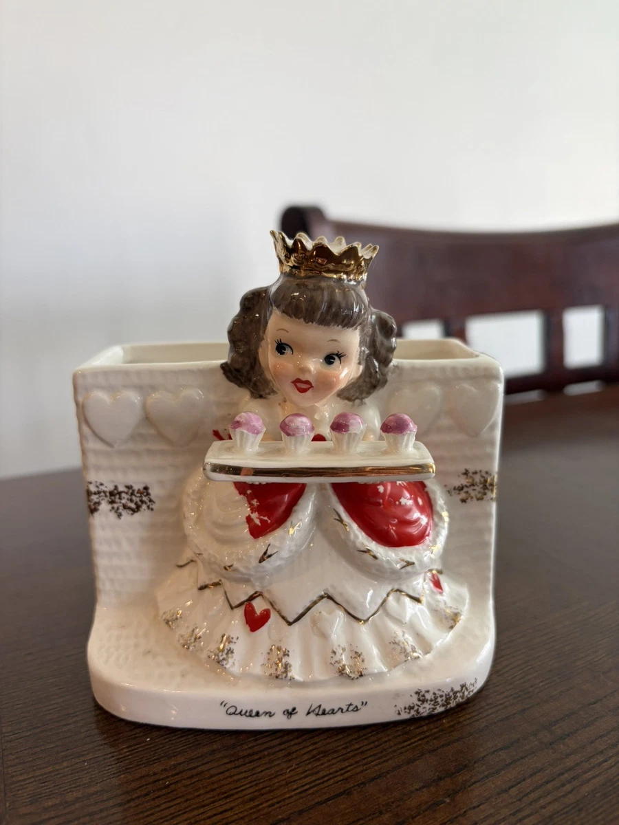 Ceramic Collectible Sculptures & Figurines 1950-1959 Time Period