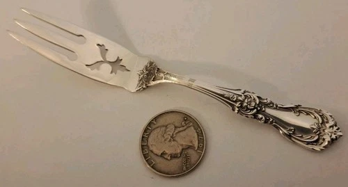 Burgundy by Reed & Barton Sterling Silver Lemon Fork 5" CRISP NO MONOGRAM