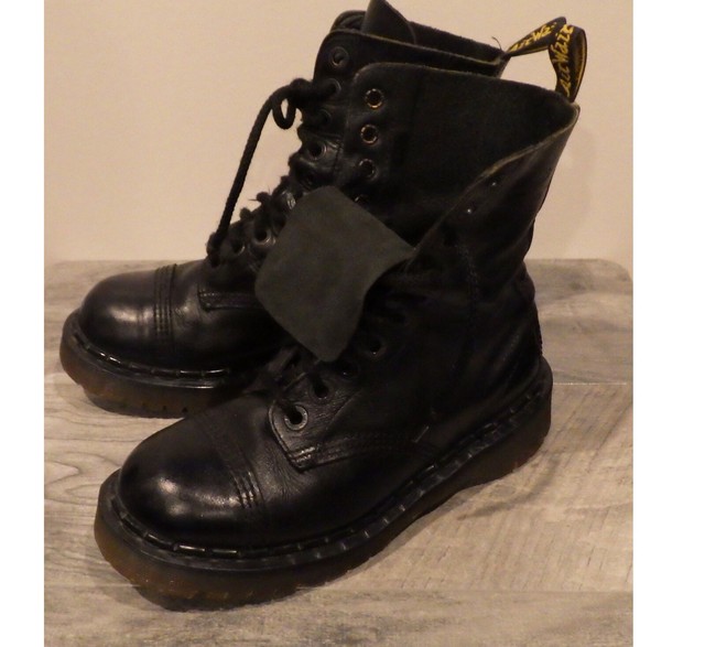 dr martens 1460 uk