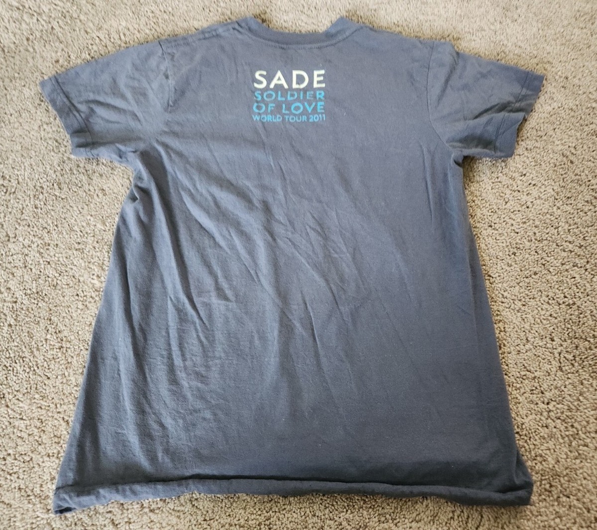 Sade Tour 2011 Concert Soldier of Love T Shirt Womens Size Sade Tour 2011 Concert Soldier of Love T Shirt Womens Size