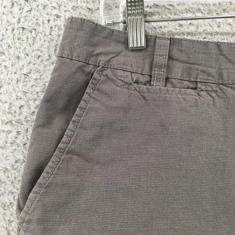 Pantalones Cortos Chinos Mambo Para Hombre 34 (35x10 Real) Gris Algodón Tiro Medio Botón Frontal Plano Foto 4 de 4