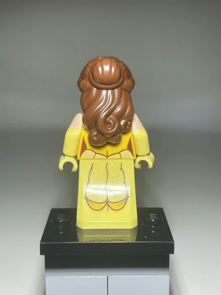 Lego Bela Minifigura 21352 Disney Princesa A Bela e a Fera NOVO - Imagem 2 de 2