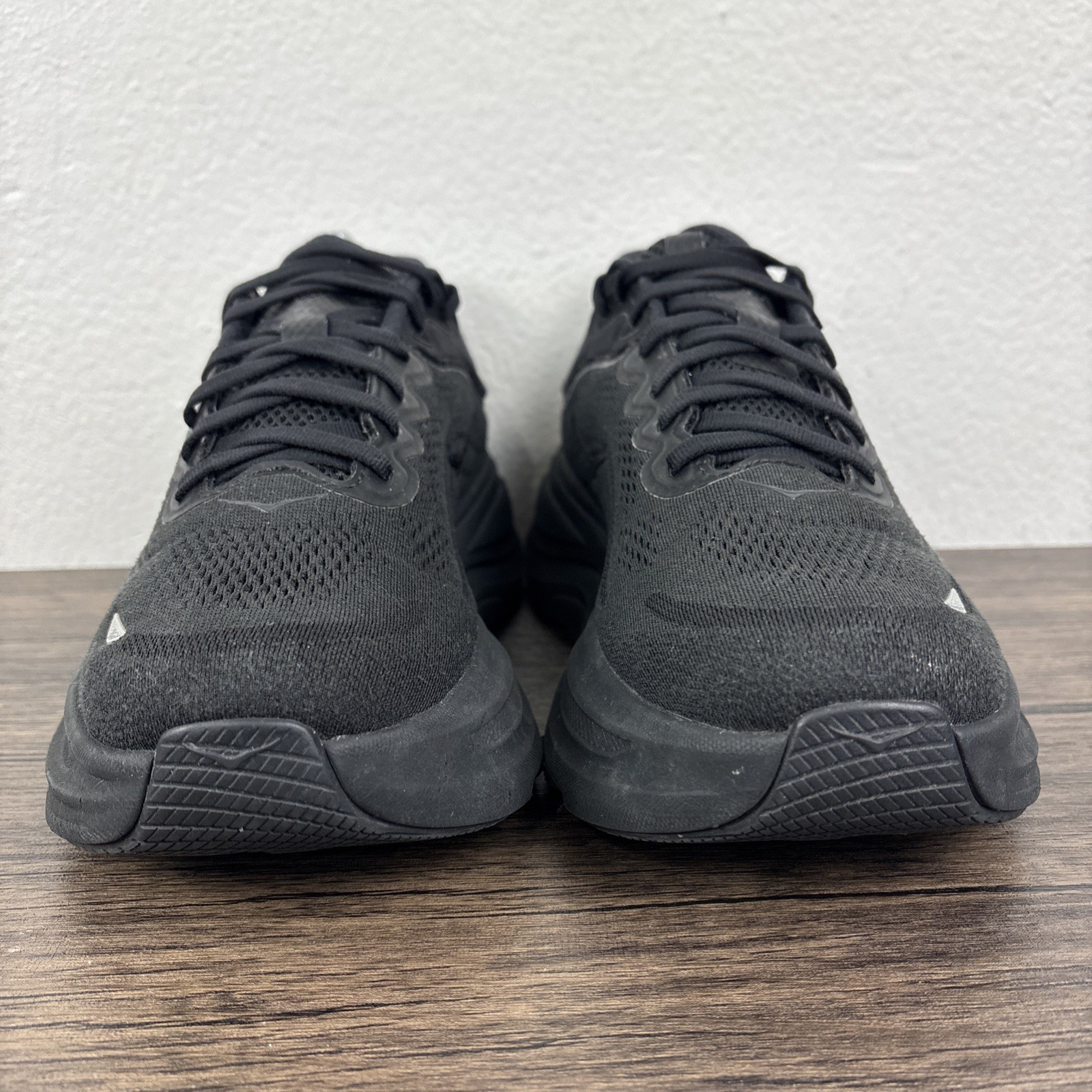 Hoka One One Bondi 9 Women's Size 10D Triple Black Running Shoes Sneaker Comfort thumbnail 3