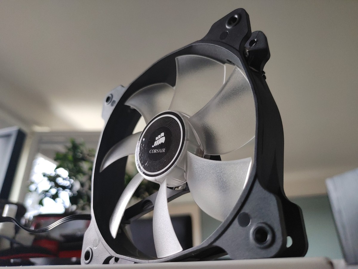 Static Pressure Corsair White Led Fans Corsair SP120 AirSeries