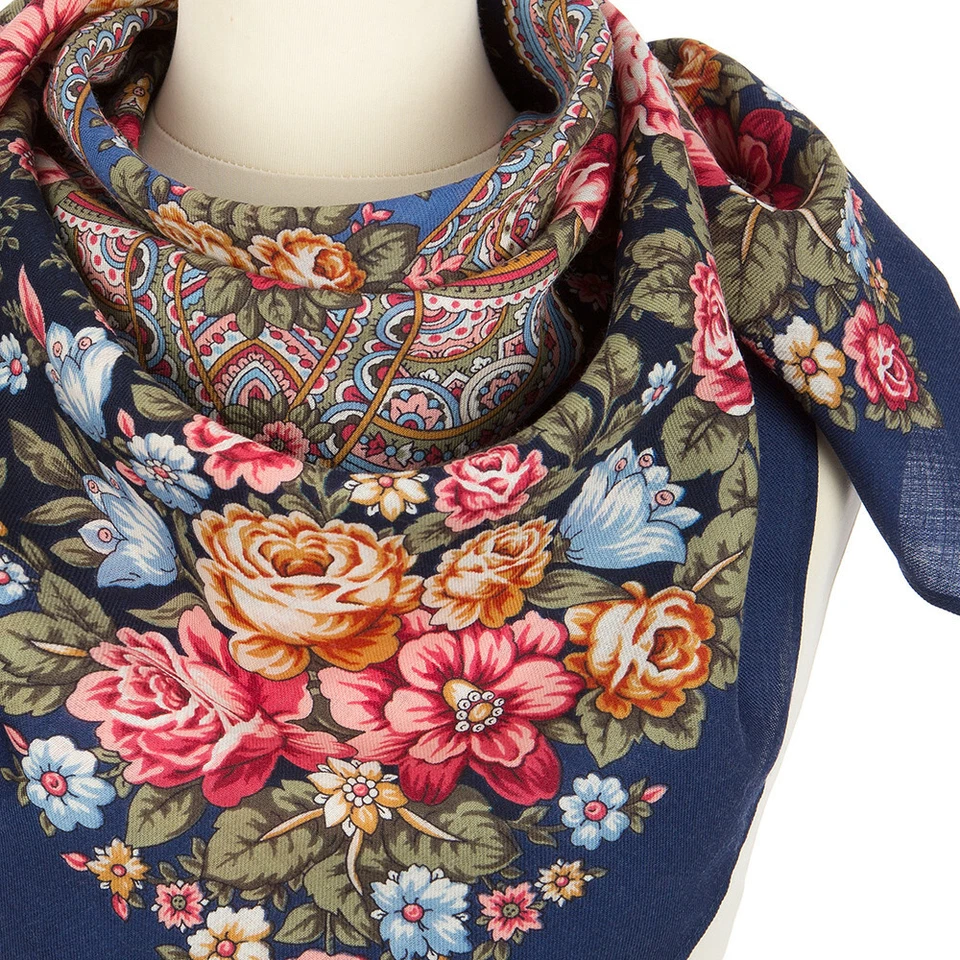 Blue Pavlovo Posad Shawl, Original Russian Wool Platok 35x35" FLORAL NYMPH - Image 3 of 4