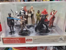 Disney Star Wars  10-Piece Deluxe PVC Figurine Play Set Display Box New