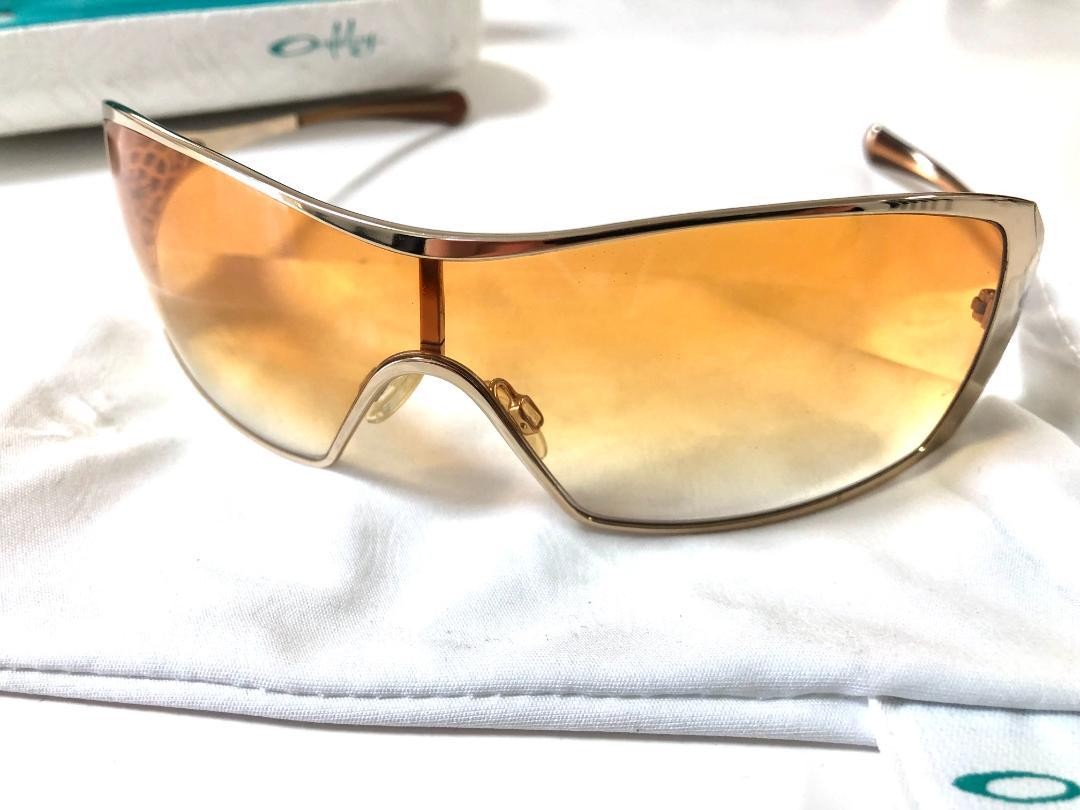 オークリー OAKLEY DART GOLD 【ケース付】 Oakley オークリー dart gold スポーツサングラス - メルカリ