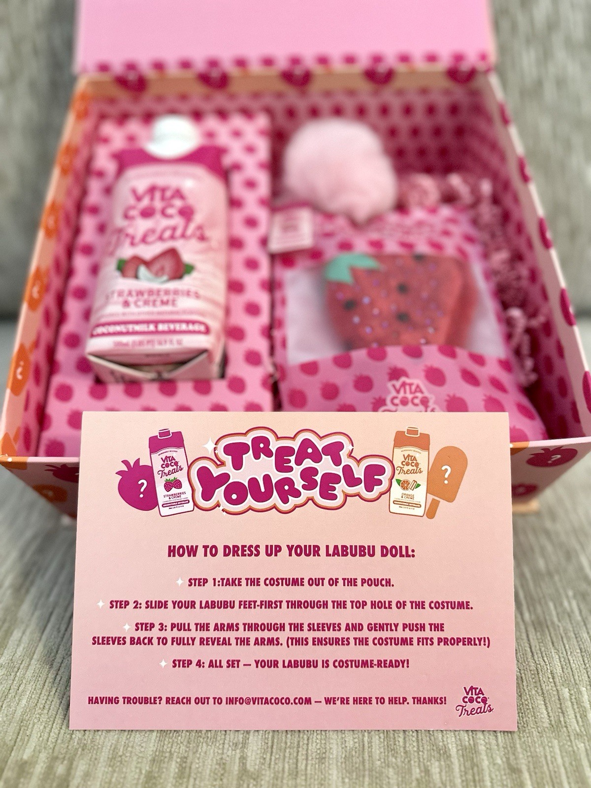 Vita Coco Mystery Kit Strawberry & Creme Treats Labubu Costume + Keychain LE/300