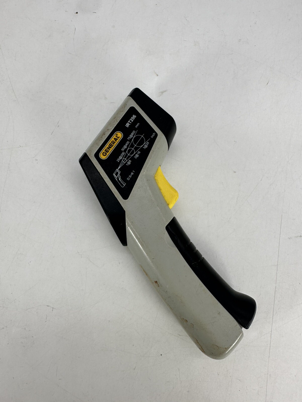 General Tools IRT206 Laser Temperature Gun, Thermal Detector, 81 Mid