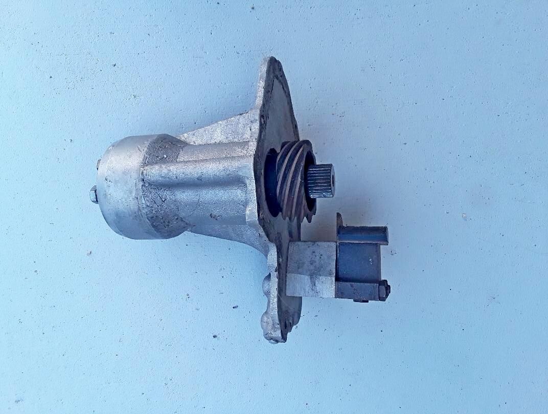 Maserati Indy front engine housing with cam chain tensioner and pulley driver