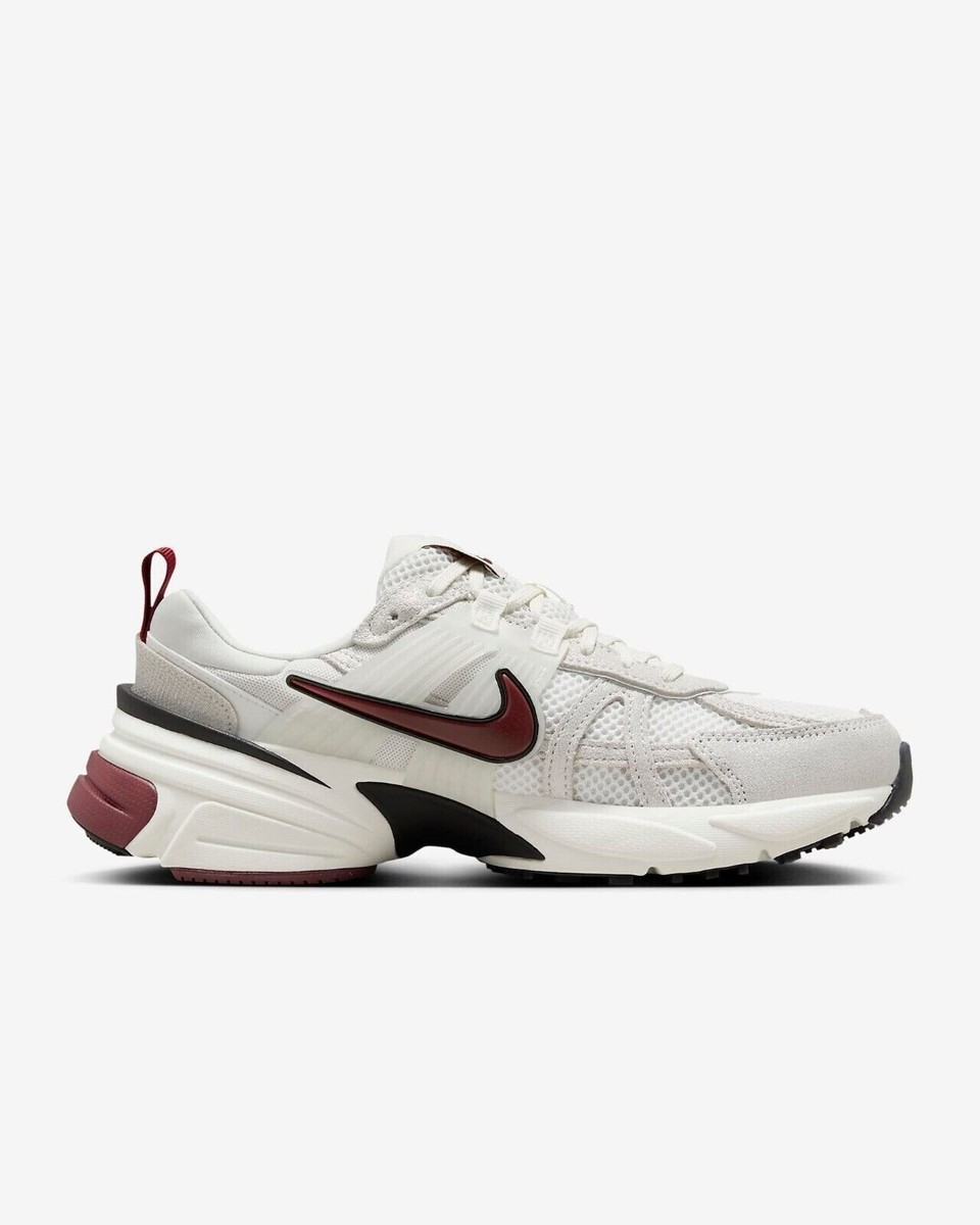 Nike V2K Run SE White / Black / Team Red HQ3500-100 Women's US5-12