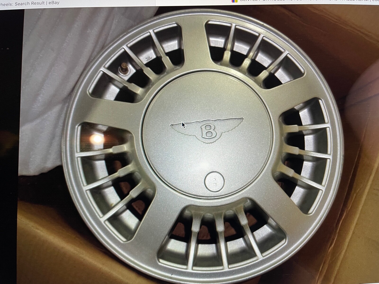   ROLLS ROYCE BENTLEY ROAD WHEEL HARD TO FIND FITS MANY YEARS  2000 and up