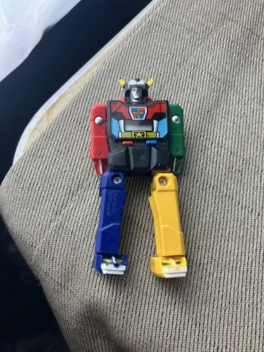 Vintage 1985 Impulse Voltron Watch Clock Magnetic Back Figure Tiny Miniature