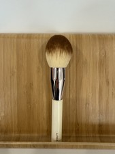 LA MER The powder Brush - Ultra Soft - NEW - 100% Authentic- $95+ MSRP