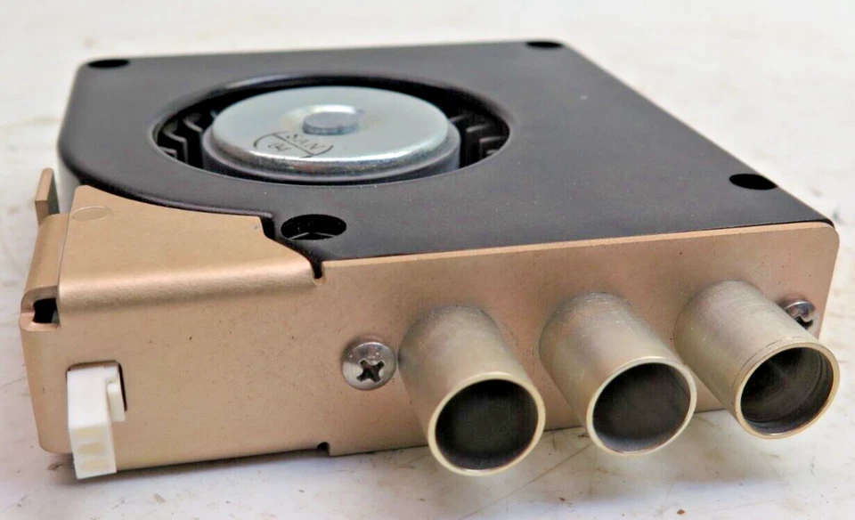 Ventilador de refrigeración Sandia Aerospace Safe 328 3 puertos usado 305467-00 Foto 2 de 4