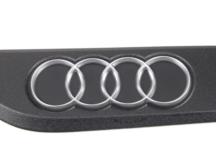 NEW AUDI R8 4S LEFT INTAKE MANIFOLD EMBLEM 07L133621A ORIGINAL 07L