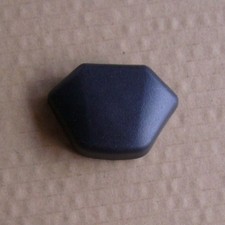 PEUGEOT 308 2008-2013 CINTURÓN SEGURIDAD TRASERO PLÁSTICO TAPA EMBELLECEDOR TAPA