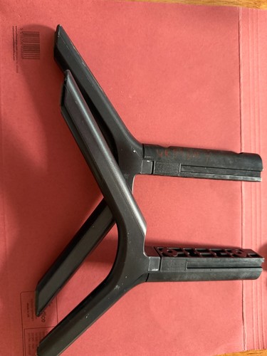 ORIGINAL TV STÄNDER FÜR 49" SAMSUNG +SCHRAUBEN MODELL NR: UE49RU7100K & UA49R...