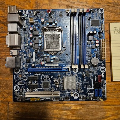 Intel DH67BL, LGA 1155/Socket H2 (BLKDH67BLB3) Motherboard