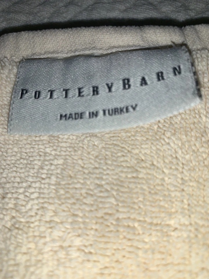 POTTERY BARN Classic 100% Cotton Turkish Hand Towelds 2/pcs Light Yellow - Image 2 of 4