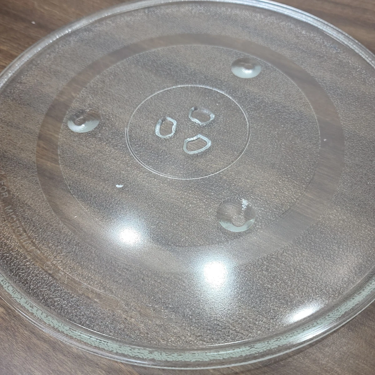 Microwave replacement glass clearance plate
