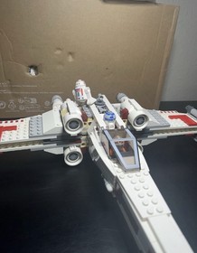 LEGO 9493 X-WING STARFIGHTER - STAR WARS luke skywalker