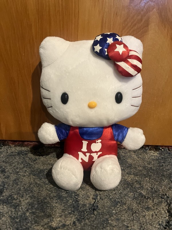 VTG 2006 Sanrio Hello Kitty  I ❤️ NY Plush *RARE* ~ With Tag