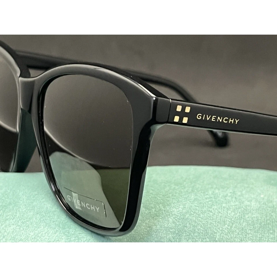 Givenchy sunglasses. brand New. Fabulous! All black. Made in Italy. GV7108/s - Image 3 of 4