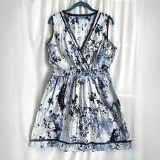 Multicolor mini dress. Simple Vera (by Vera Wang) Size PXL (XLP) Fits size L