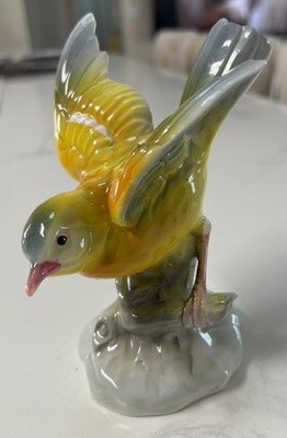 Rubel serv-ware Figurine Porcelain Yellow bird Japan