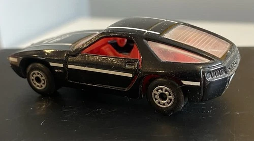 Vintage Matchbox Porsche 928 Superfast Opening Doors 1979