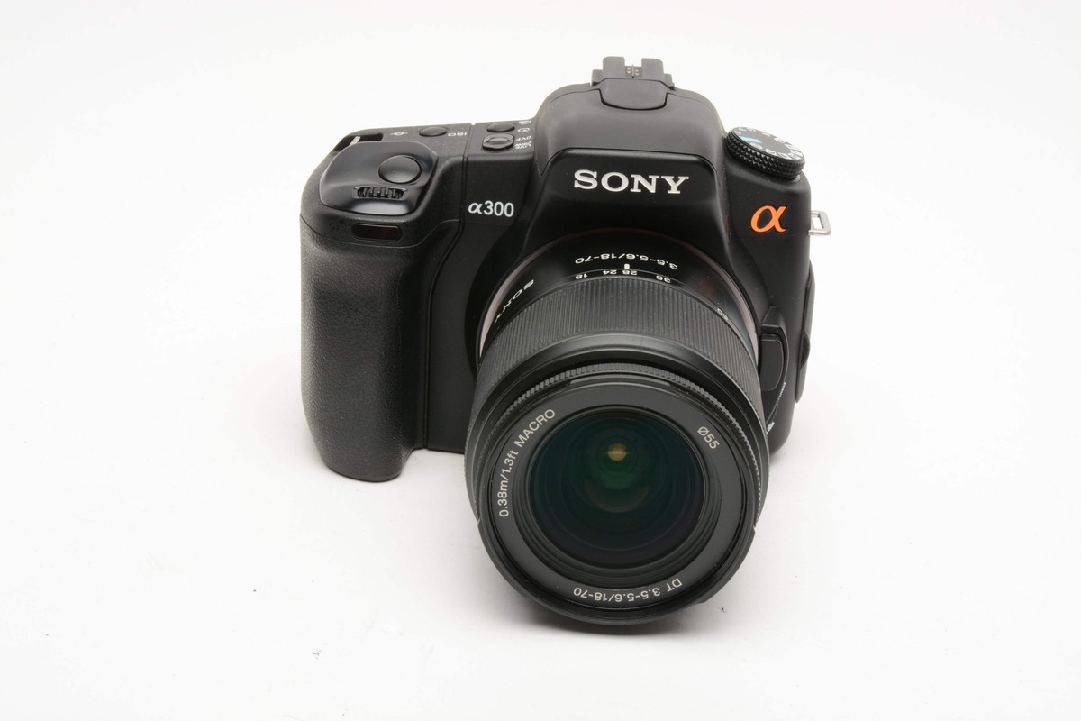 #3023 SONY α300 DSLR-A300 18-70mm Sony Alpha A300 DSLR Camera w/18-70mm f3.5-5.6, Book, batt+