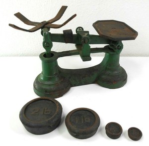 Vtg Cast Iron Green Scale W Weights Mercantile Countertop Antique
