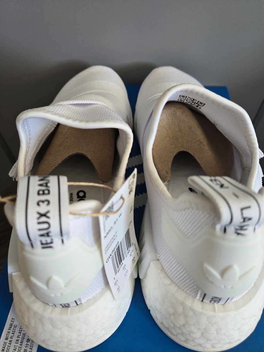 adidas gazelle silver green womens Shop White Womens adidas NMD R1 Lace Up Sneakers – Shoebacca