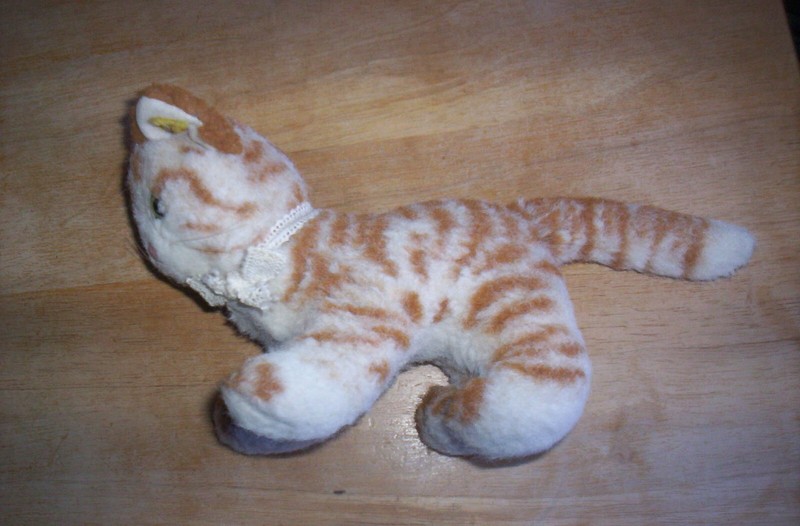Vintage Flat Faced Steiff Cat Green Eyes Tiger Strip Ear Button & Partial Tag