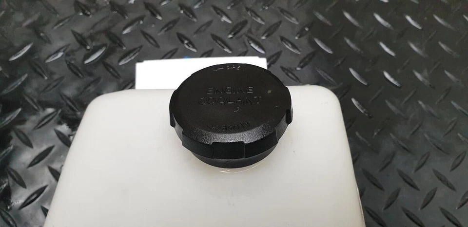 KIA STONIC MK1 YB 2017-2023 EXPANSION/OVERFLOW BOTTLE 25430-H8300 25430H8300 - Image 4 of 4