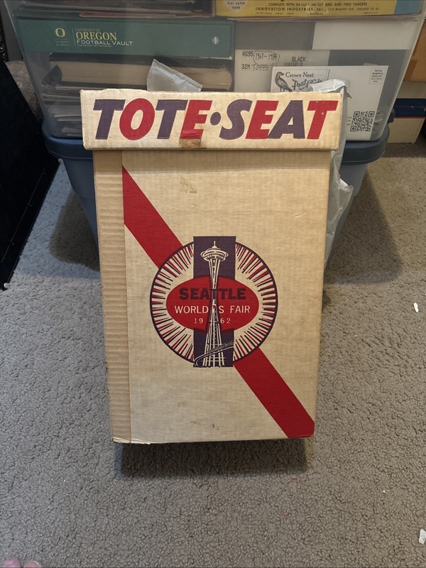 1962 Seattle World’s Fair Space Needle Tote Seat Super Rare