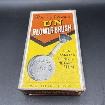 Vintage Camera UN Blower brush -  'UN' Brand -  Boxed