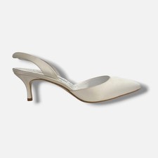 Manolo Blahnik Women's White Carolyne Bridal Satin Slingback Pumps Size 35.5