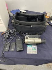 Canon es170 8mm Video Camcorder ES170 X2 Batteries, Charger. 3b
