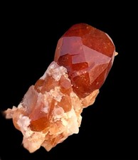 3.91 Gram of Hessonite Garnet specimen.