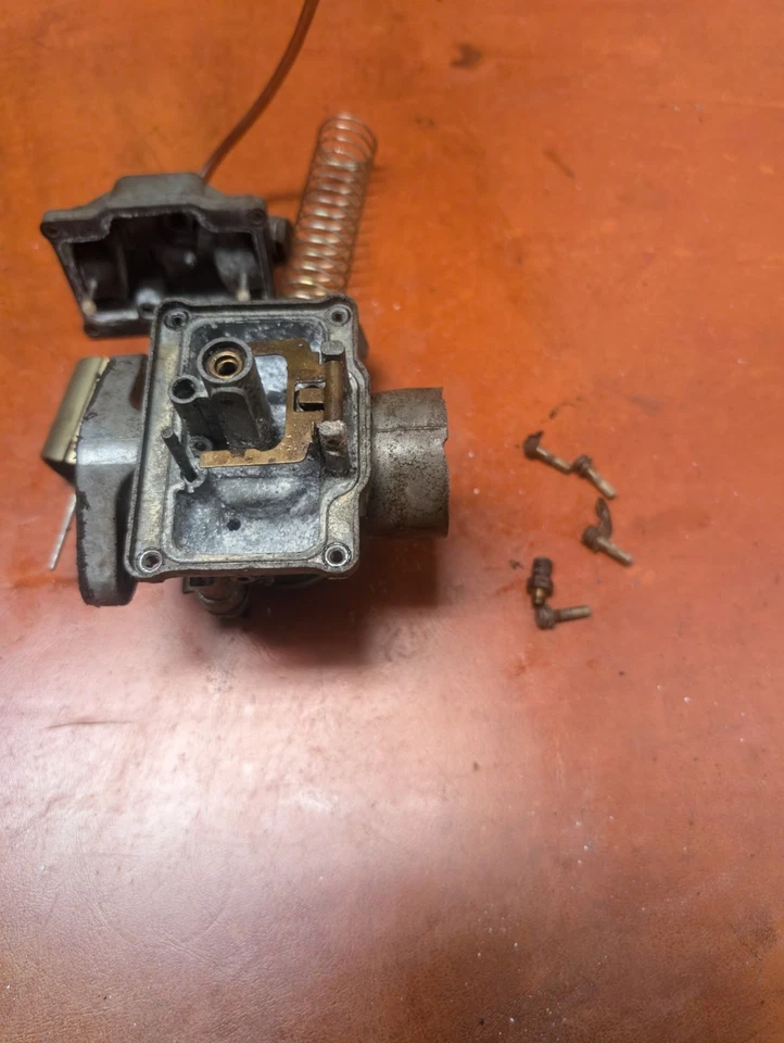 1970 YAMAHA DT1 Carburetor 214 E4 - Image 3 of 4