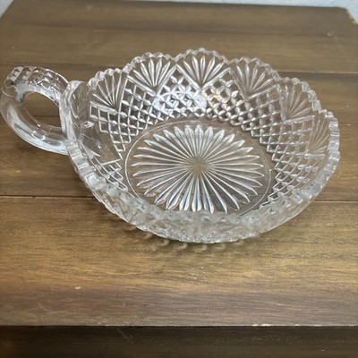 Vintage heavy and sharp cut glass bowl Nappy Dish with finger handle