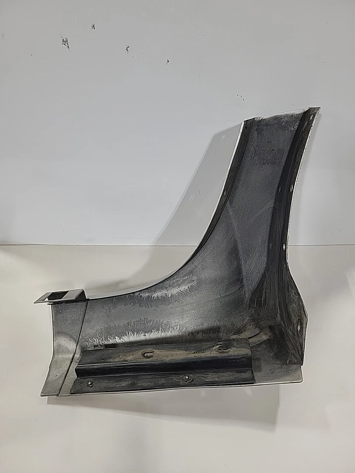 2004 GMC Envoy XL Trailblazer ext passenger MOLDING REAR ROCKER PANEL RH TRIM GM - Image 4 of 4