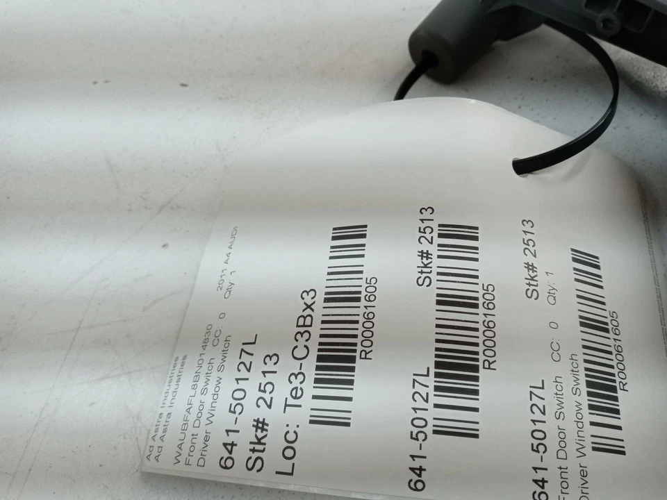 Interruptor de ventana principal de la puerta del lado del conductor delantero Audi A4 Quattro 2009-2011 con bisel O Foto 3 de 3