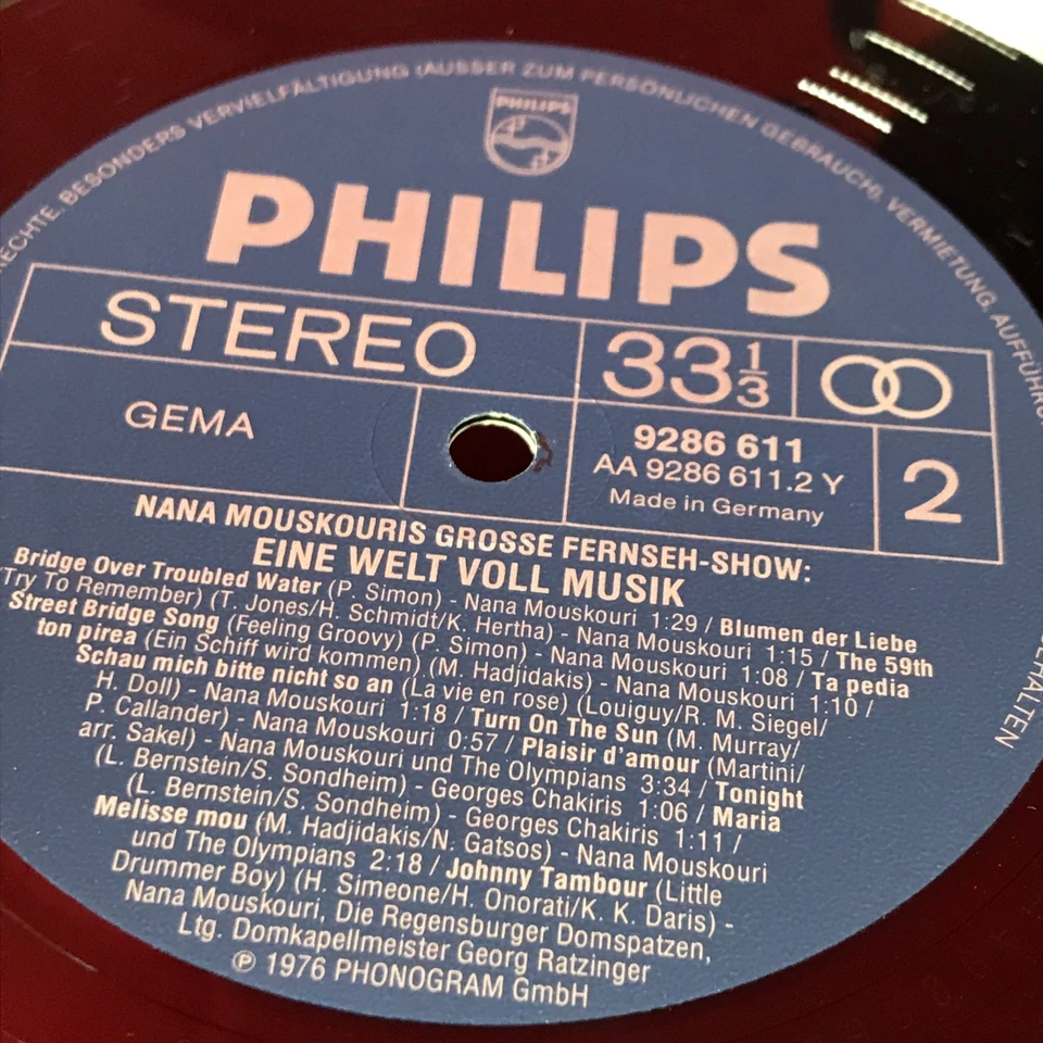 NANA MOUSKOURI  Eine Welt Voll Musik 1976 vinyl LP Julio Iglesias Johnny Mathis - Image 4 of 4