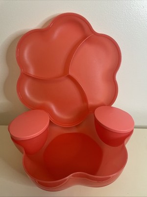 Tupperware  Chip N Dip/Salad Set Divided Party Tray Scalloped Dish Bowl 4624A