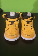 nike air jordan 1 mid university gold/black toddler 640735-700 size 4c