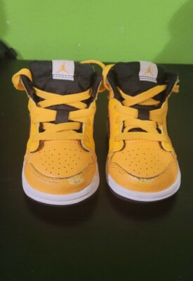 nike air jordan 1 mid university gold/black toddler 640735-700 size 4c
