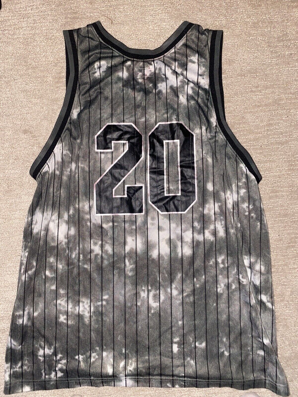 Supreme Basketball Jersey XL black, gray, silver, white. with matching  shorts.